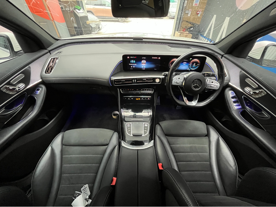 2021 Mercedes-Benz EQC - image 19