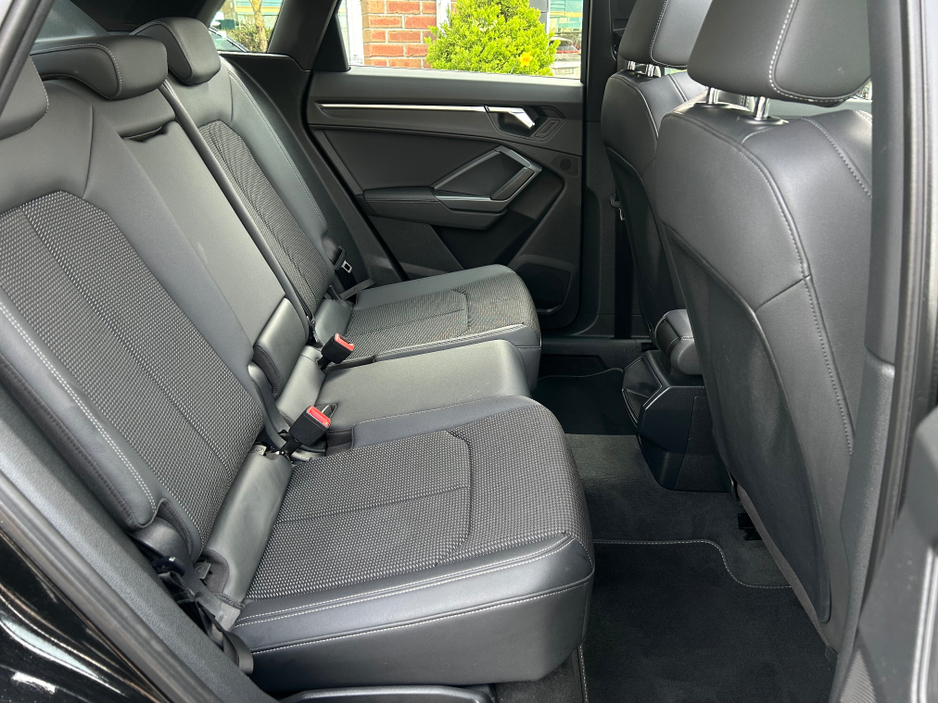 2019 Audi Q3 - image 12
