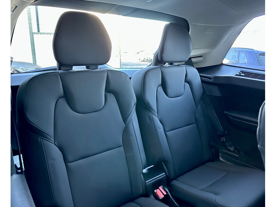 2025 Volvo XC90 + T8 PHEV AWD AUTO PLUS €78,950