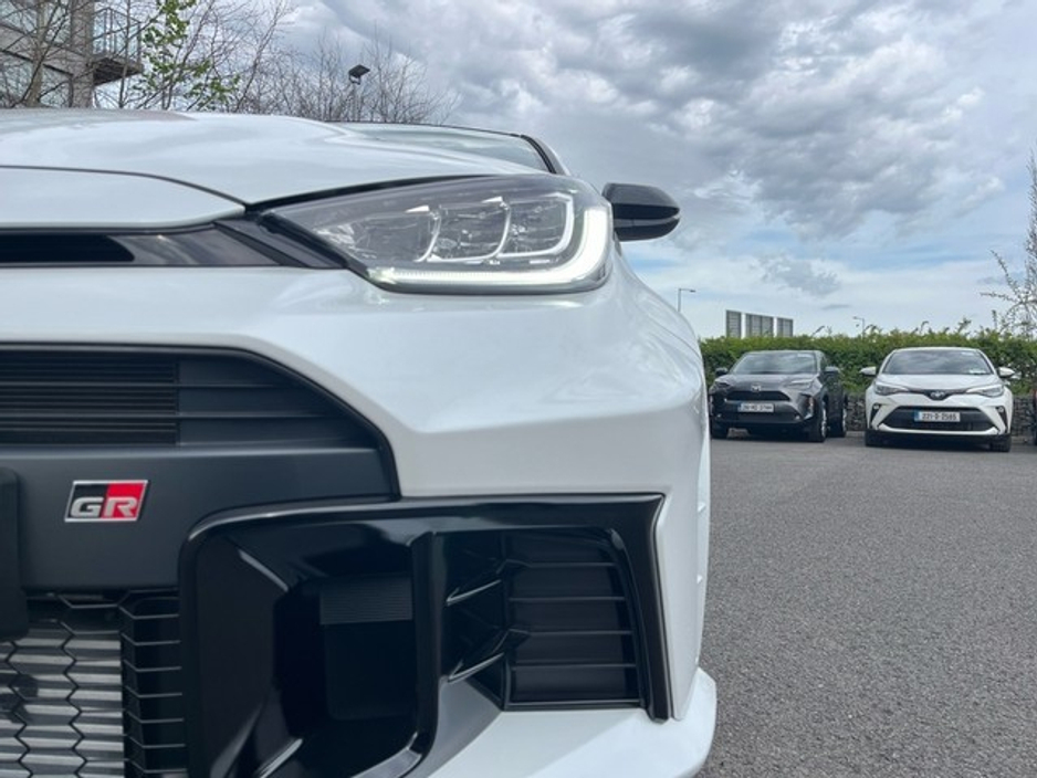 2026 Toyota Yaris - image 14