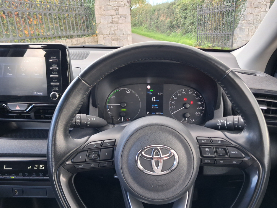 2022 Toyota Yaris 1.5 HYBRID 5DR AUTO 3 MONTH WARRANTY €18,950