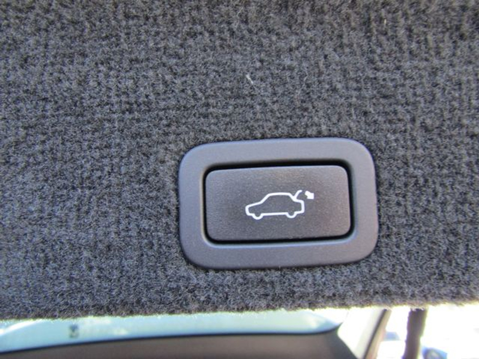 2014 Volvo XC60 - image 33