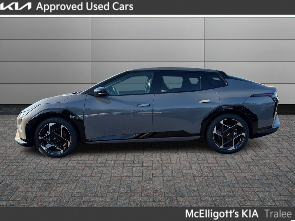 2026 Kia EV4 - image 6