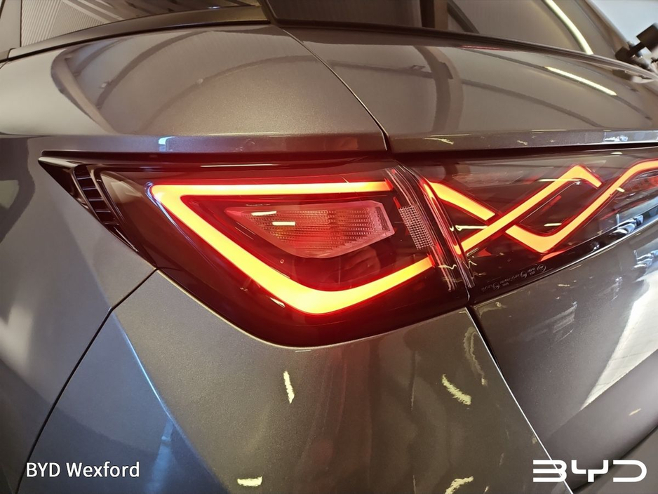 2026 BYD Dolphin Design 60.4kWh €34,706