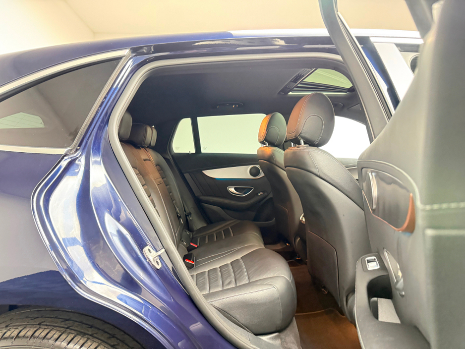 2023 Mercedes-Benz EQC - image 13