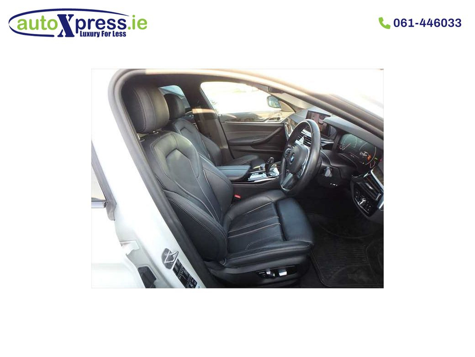 2019 BMW 5 Series - image 2