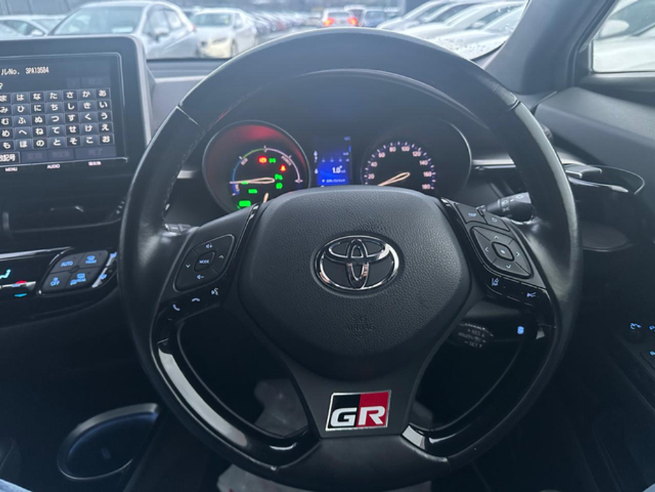 2017 Toyota C-HR 1.8 Petrol Hybrid Automatic - 2017 (4688) €18,595