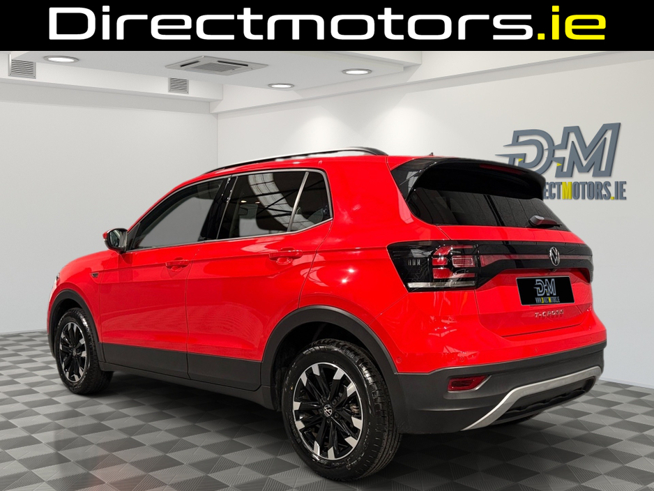 2021 Volkswagen T-Cross - image 11