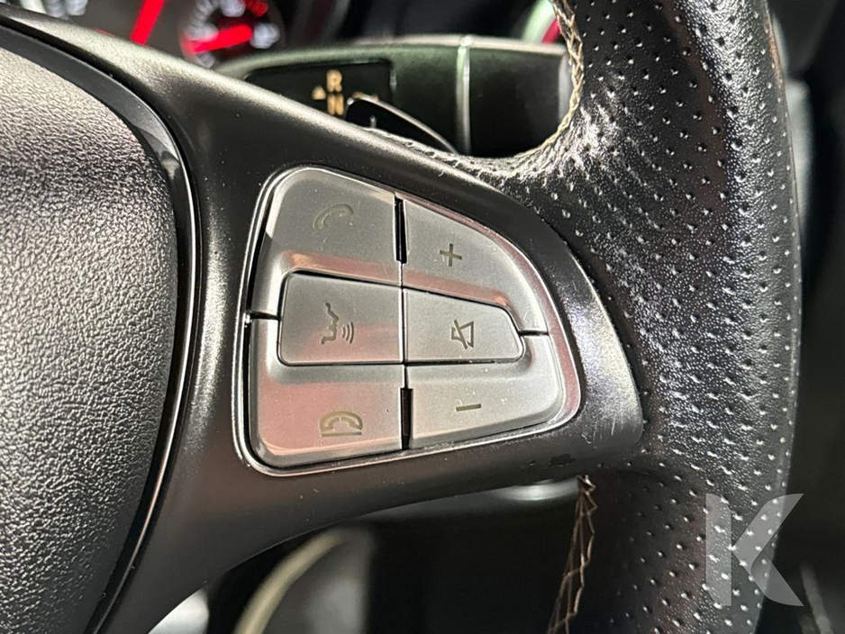 2017 Mercedes-Benz GLA Class - image 16