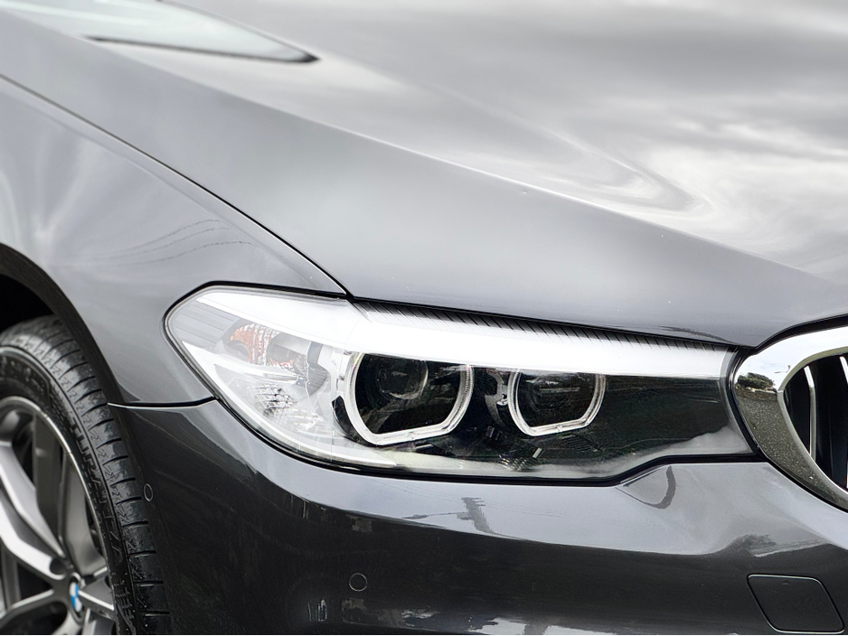 2019 BMW 5 Series 520D TOURING * PANROOF * 3D CAMERA PACK * €24,950