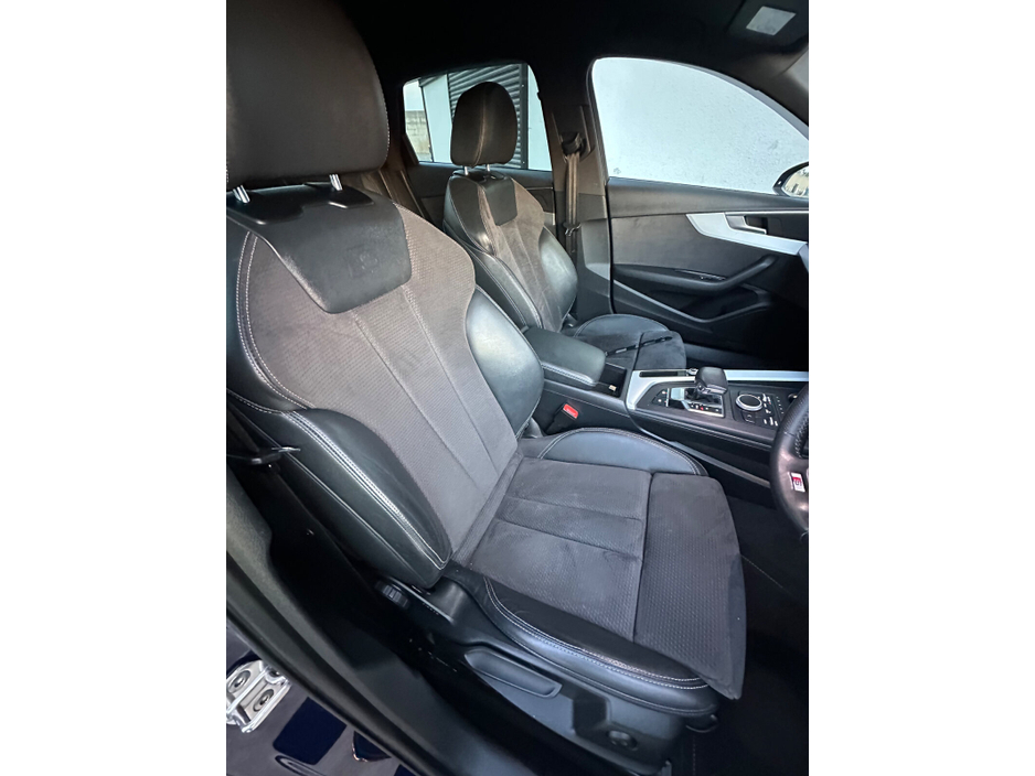 2018 Audi A4 - image 17