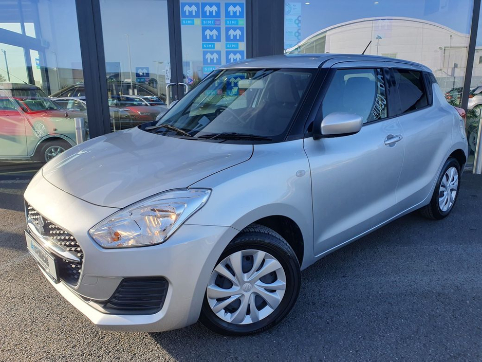 2020 Suzuki Swift - image 3