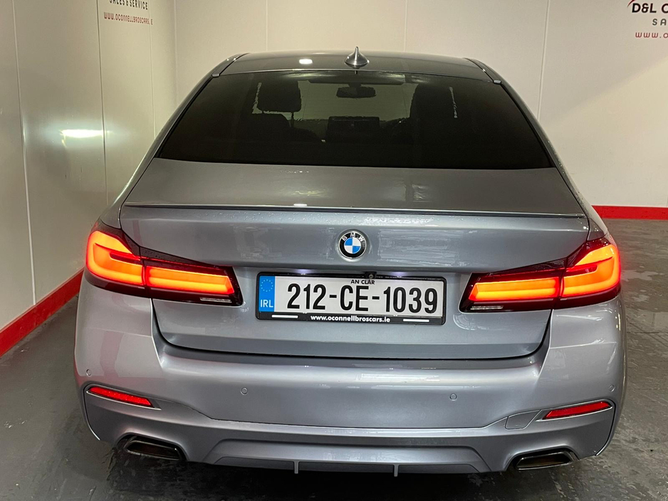 2021 BMW 5 Series - image 13