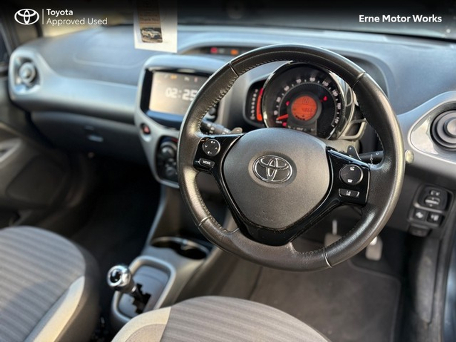 2019 Toyota Aygo AYGO 5DR X-PLAY X-SHIFT €13,450