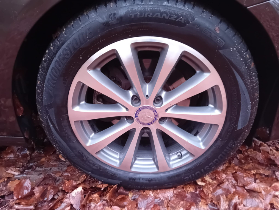 2017 Mercedes-Benz E Class - image 33