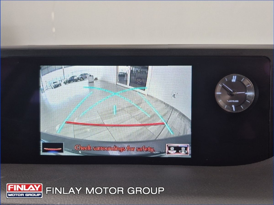 2019 Lexus ES 300 H - image 26