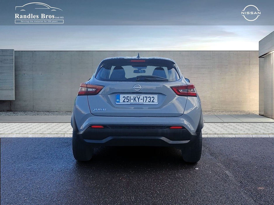 2025 Nissan Juke - image 7