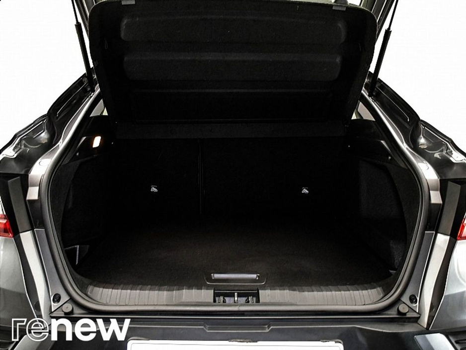 2023 Renault Arkana - image 12