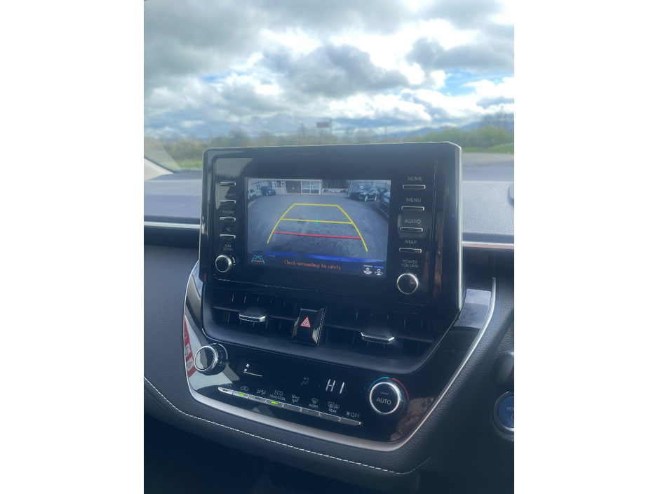 2020 Toyota Corolla - image 10