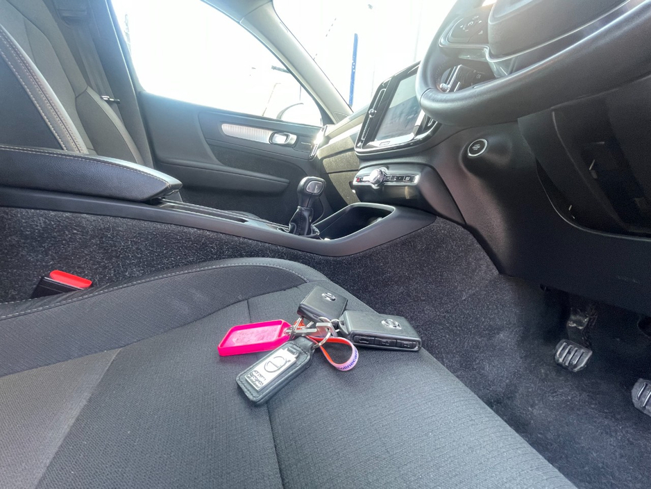 2020 Volvo XC40 - image 23