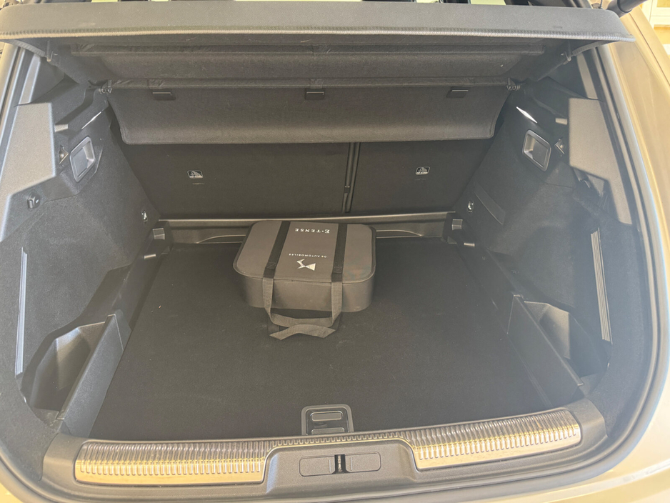 2023 DS Automobiles DS 7 - image 17