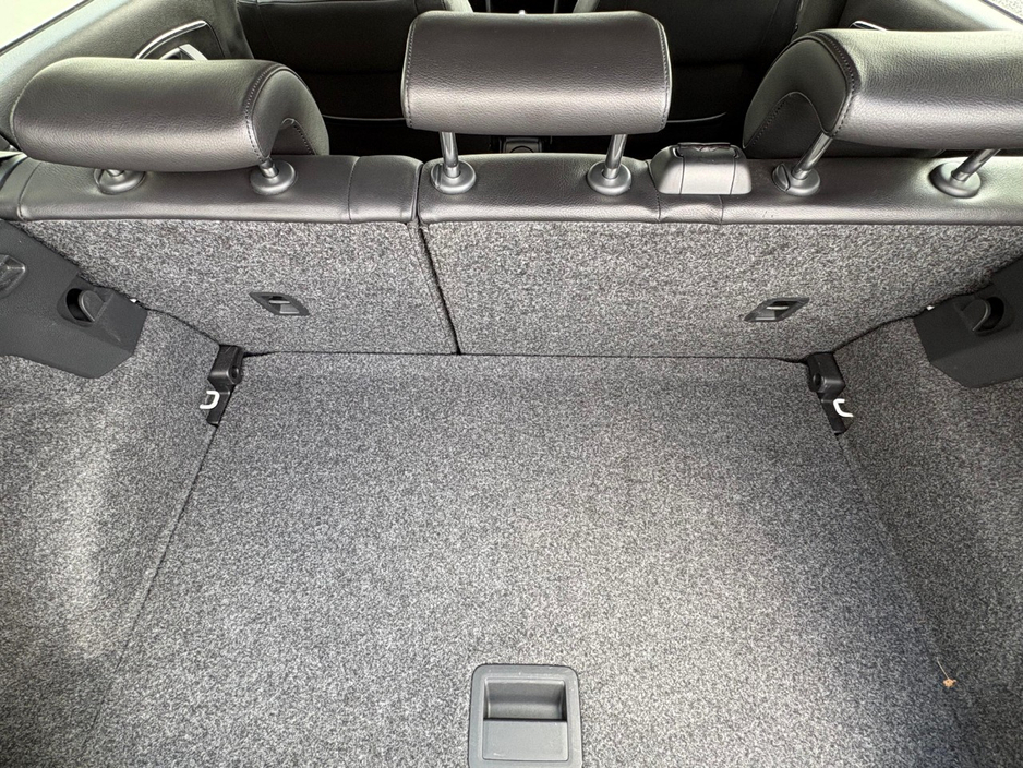 2017 Volkswagen Polo - image 4