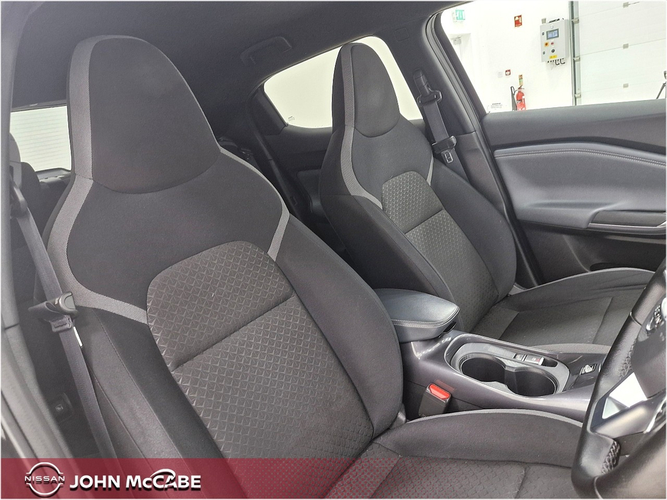 2022 Nissan Juke - image 29