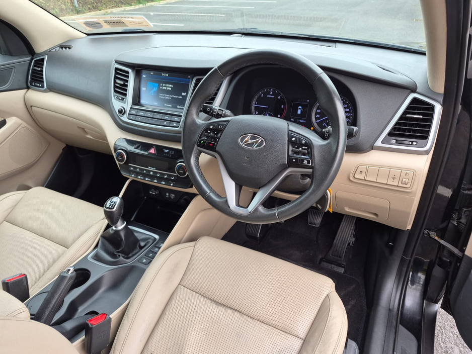 2017 Hyundai Tucson - image 20