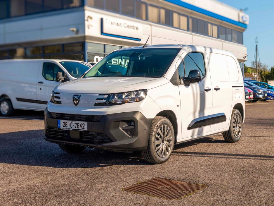 2026 Peugeot Partner - image 11