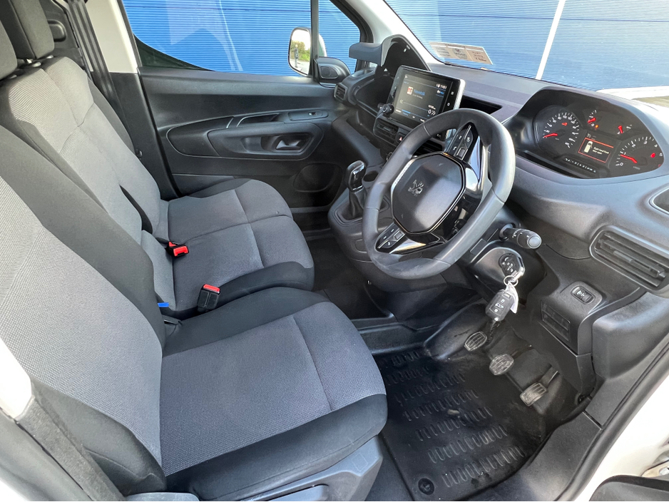 2020 Peugeot Partner PROF PLUS 1.5 BLUE HDI 100 3DR €8,900