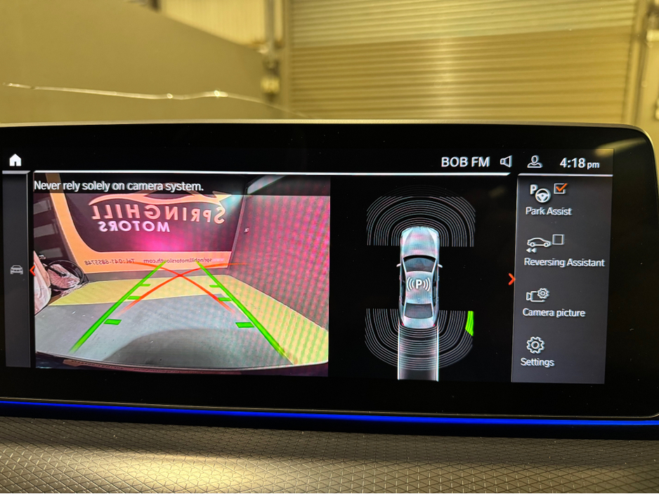 2022 BMW 5 Series - image 18