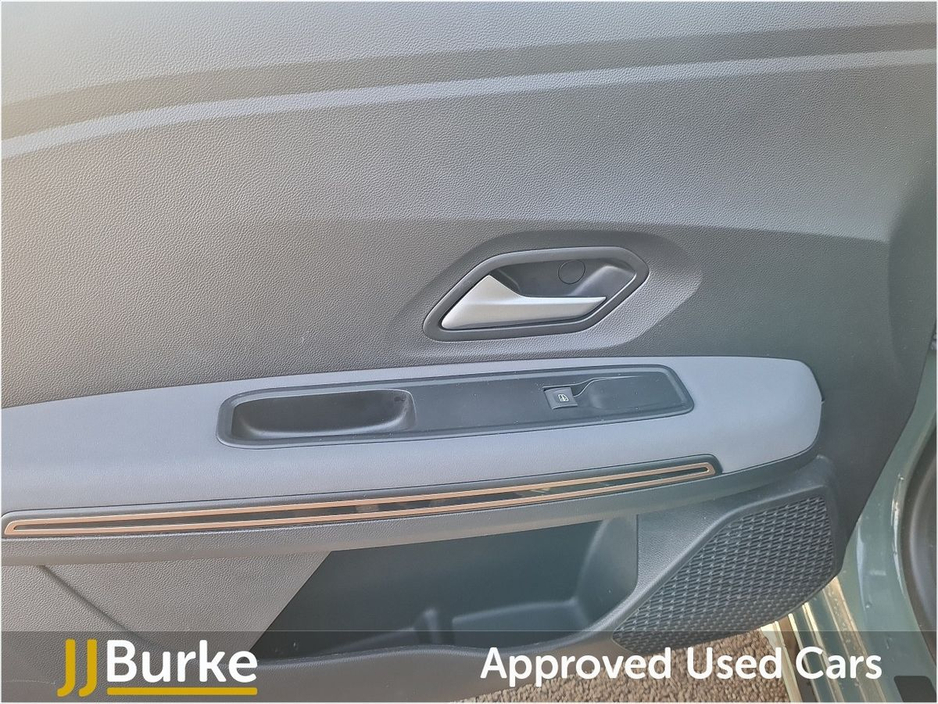 2025 Dacia Sandero Stepway - image 15