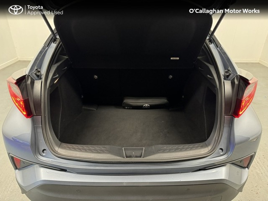 2022 Toyota C-HR C-HR 1.8 HYBRID SPORTMONO €25,950