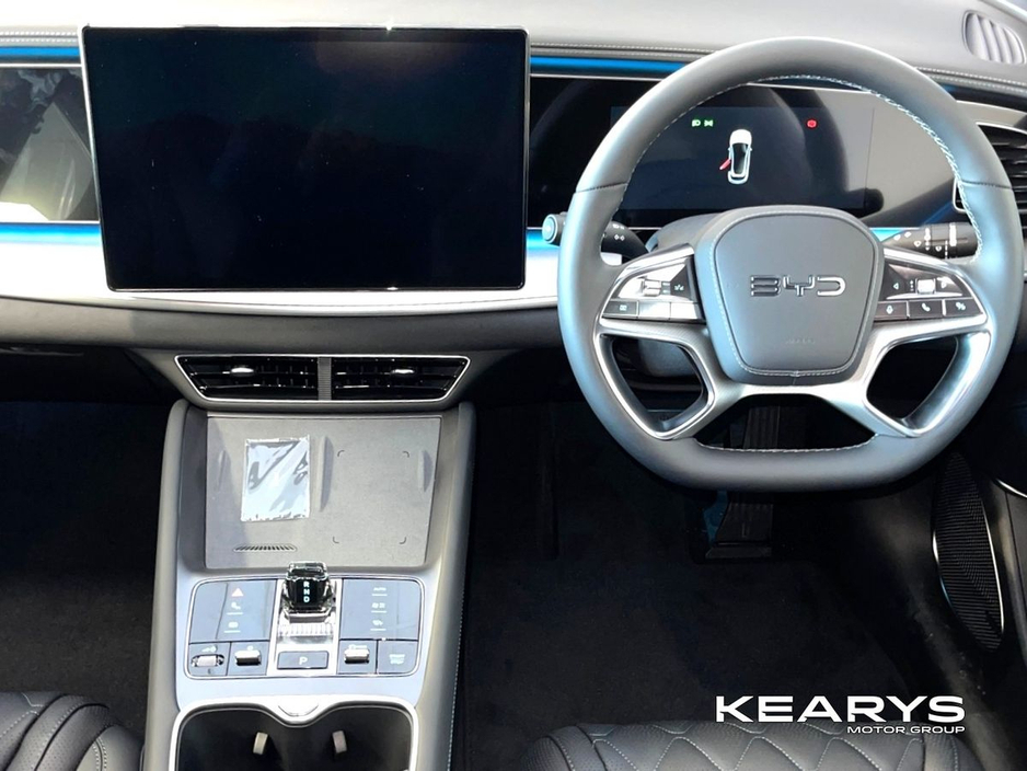 2026 BYD Sealion 7 - image 7