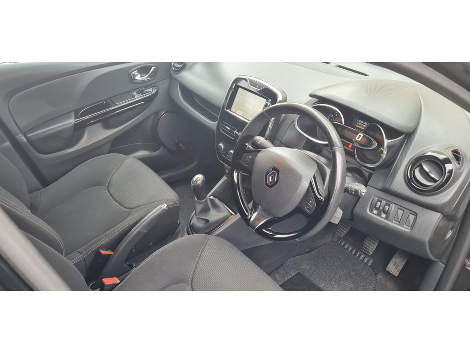 2014 Renault Clio 1.2 Petrol Dynamique MediaNav 75 bhp €6,900