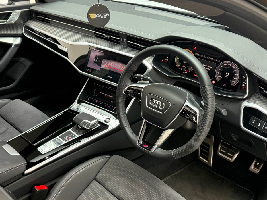2025 Audi A7 - image 10