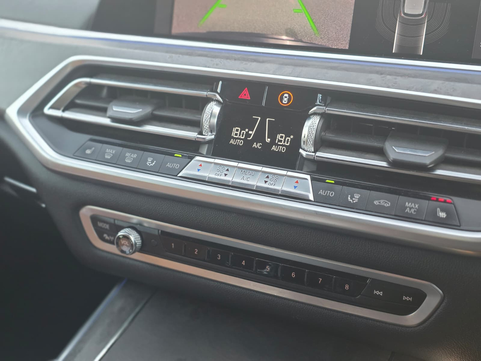 2019 BMW X5 - image 14