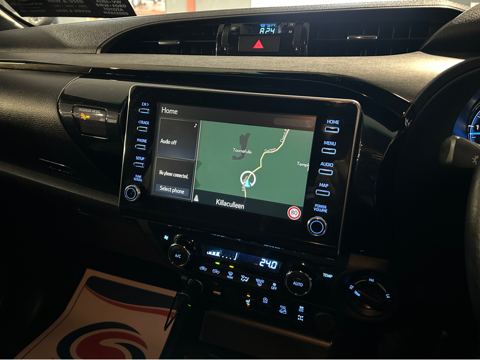 2021 Toyota Hilux - image 18