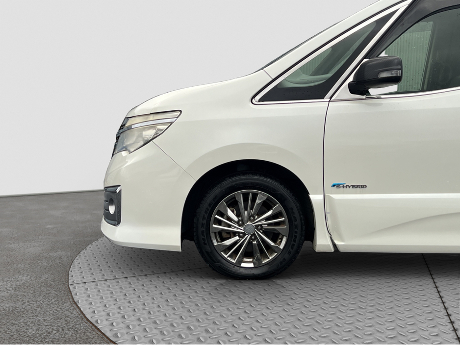 2014 Nissan Serena 2014 Nissan Serena Self Charging Hybrid Automatic 8 Seater €11,950