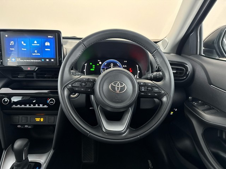 2024 Toyota Yaris Cross HYBRID LUNA €28,950