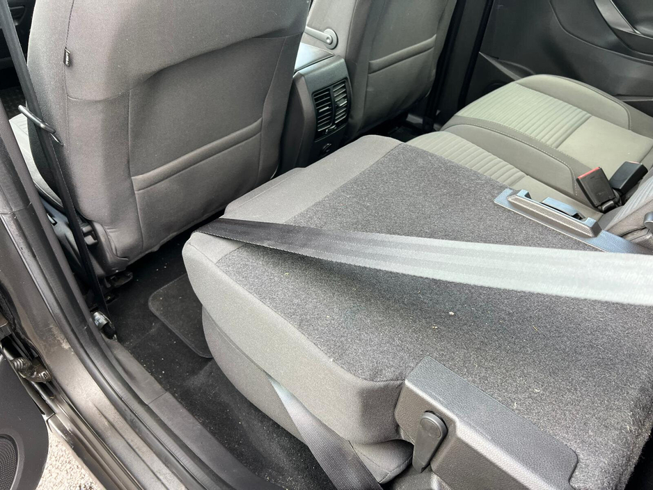 2015 Ford C-Max - image 7