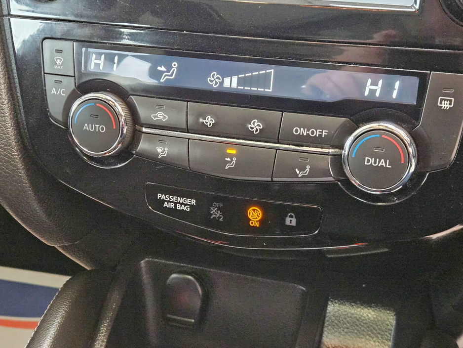 2016 Nissan Qashqai - image 11