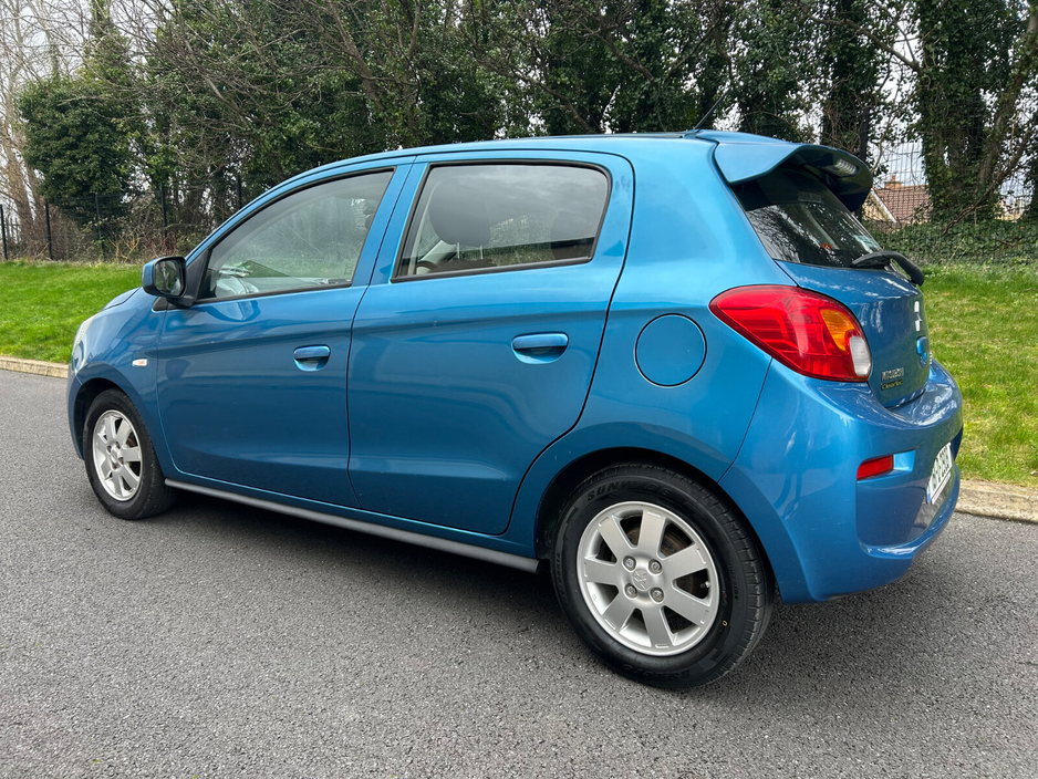 2018 Mitsubishi Space Star - image 7