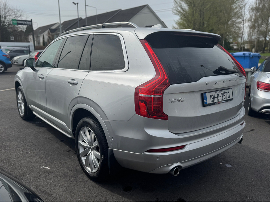 2019 Volvo XC90 - image 5