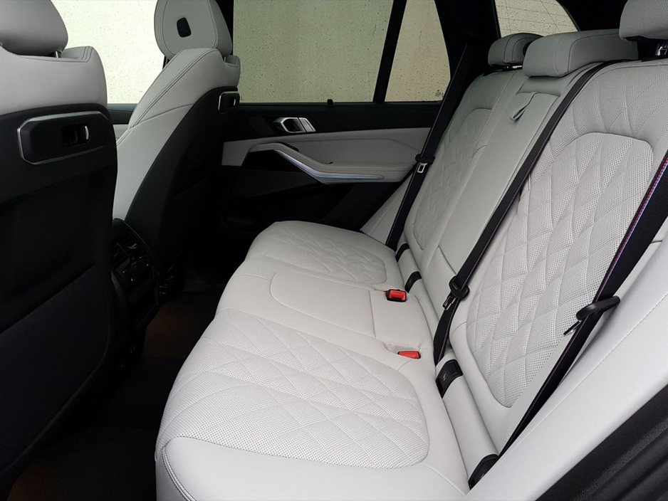 2026 BMW X5 X5 xDrive50e M Sport €118,931