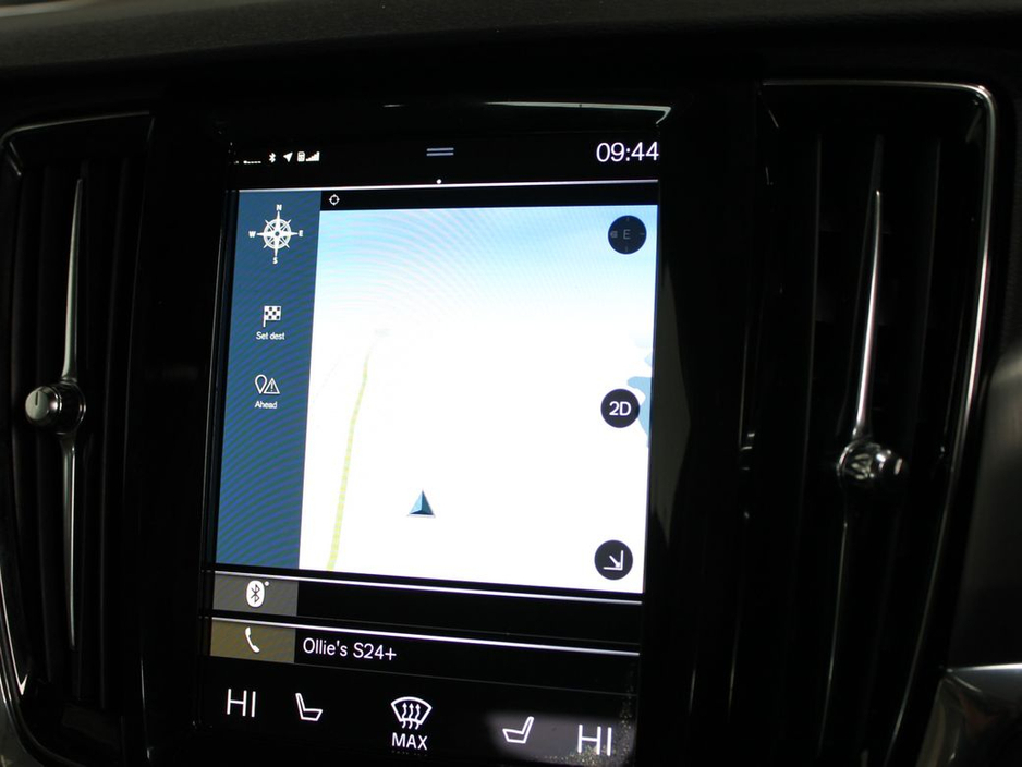 2020 Volvo V90 D4 MOM AT 5DR Auto €33,750