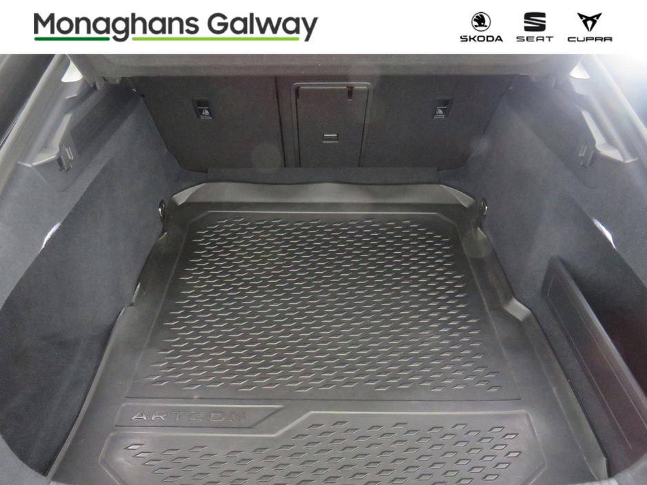 2023 Volkswagen Arteon - image 17