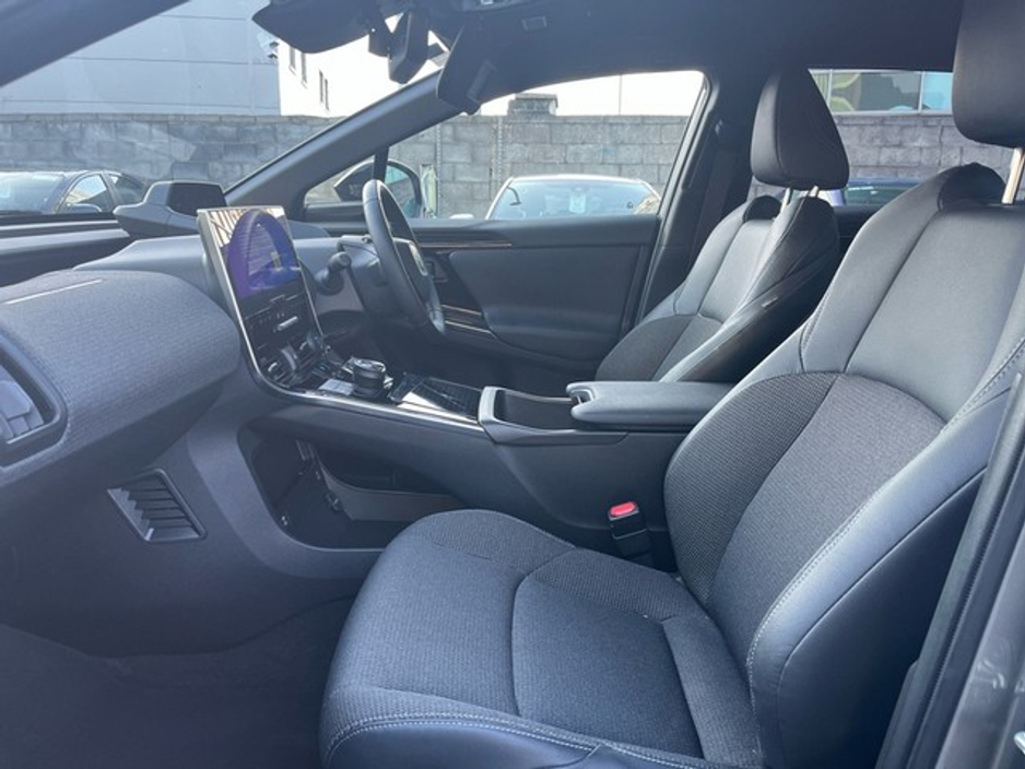 2024 Toyota bZ4X - image 6