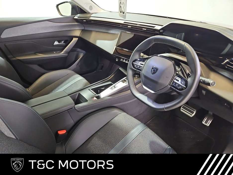 2025 Peugeot 408 - image 6