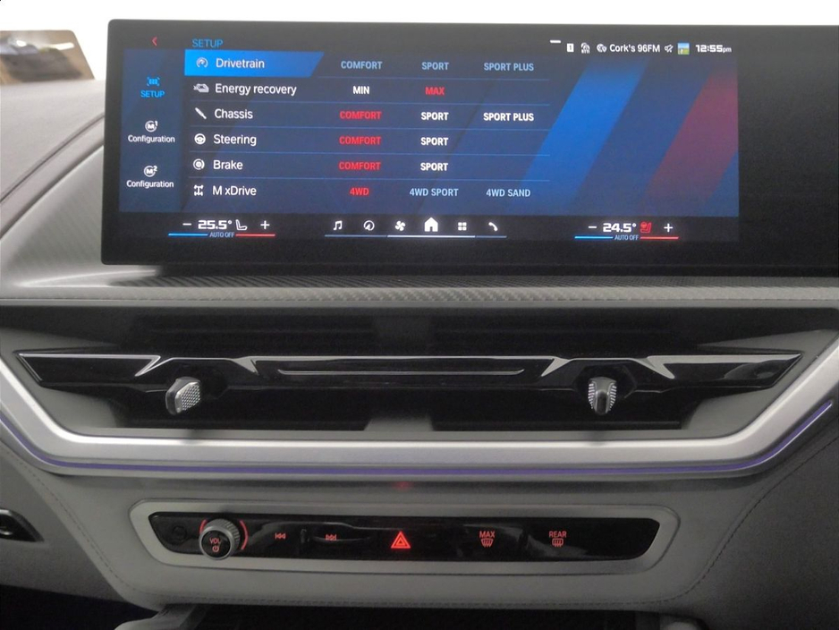 2024 BMW XM - image 8